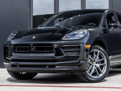 2026 Porsche Macan Base
