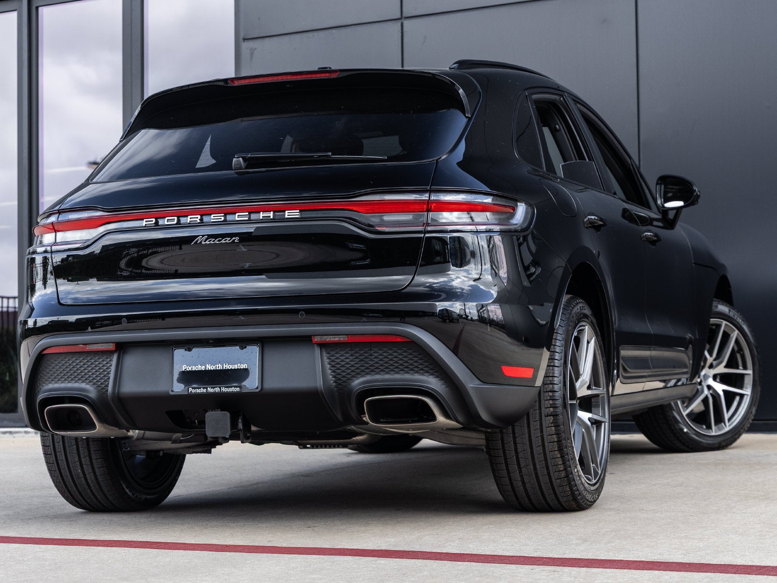 2026 Porsche Macan Macan
