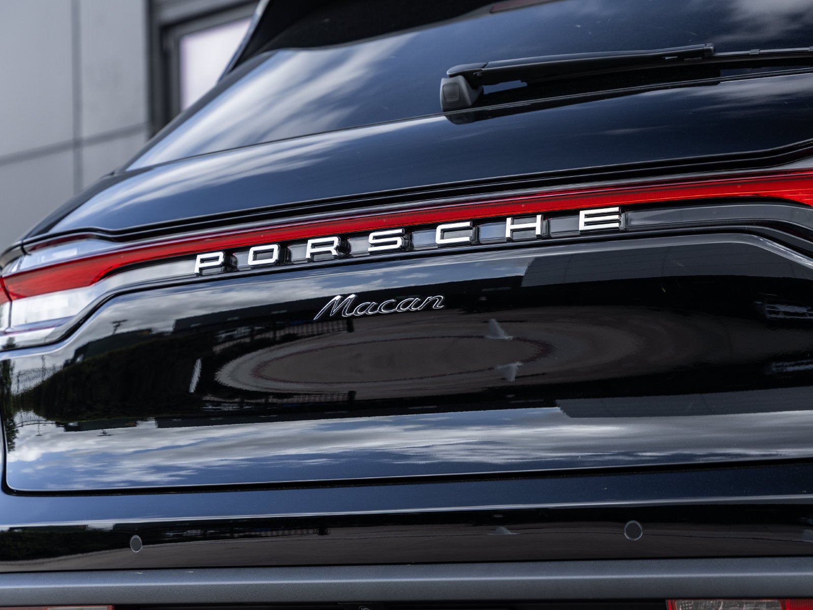 2026 Porsche Macan Macan
