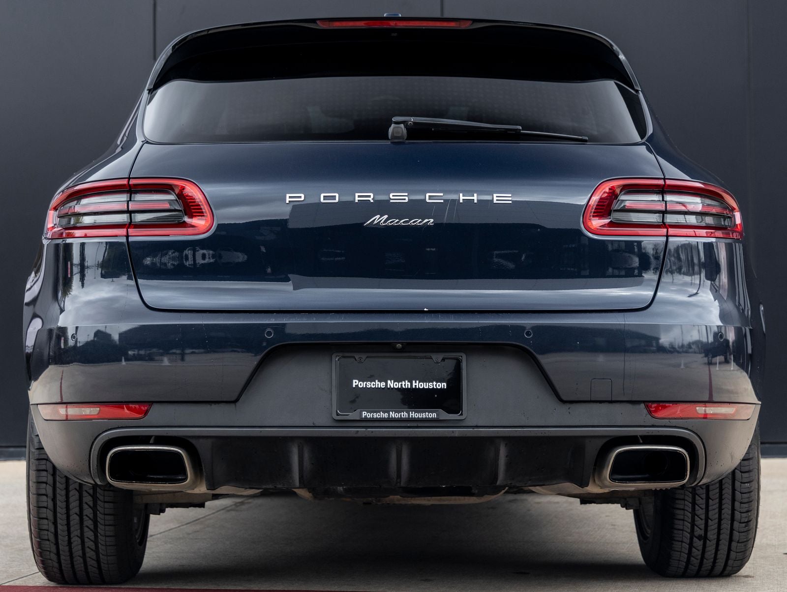 2017 Porsche Macan Macan