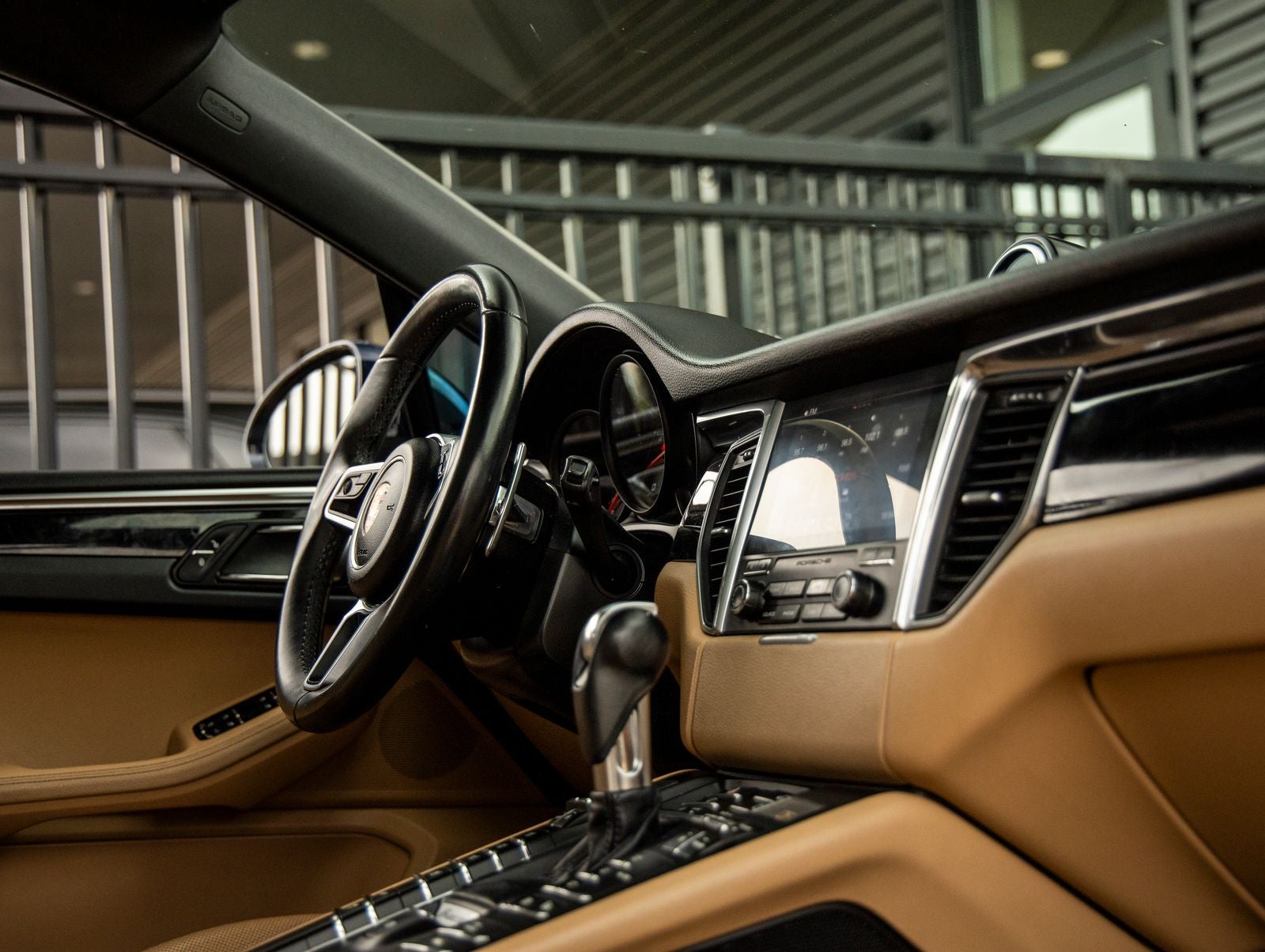 2017 Porsche Macan Macan