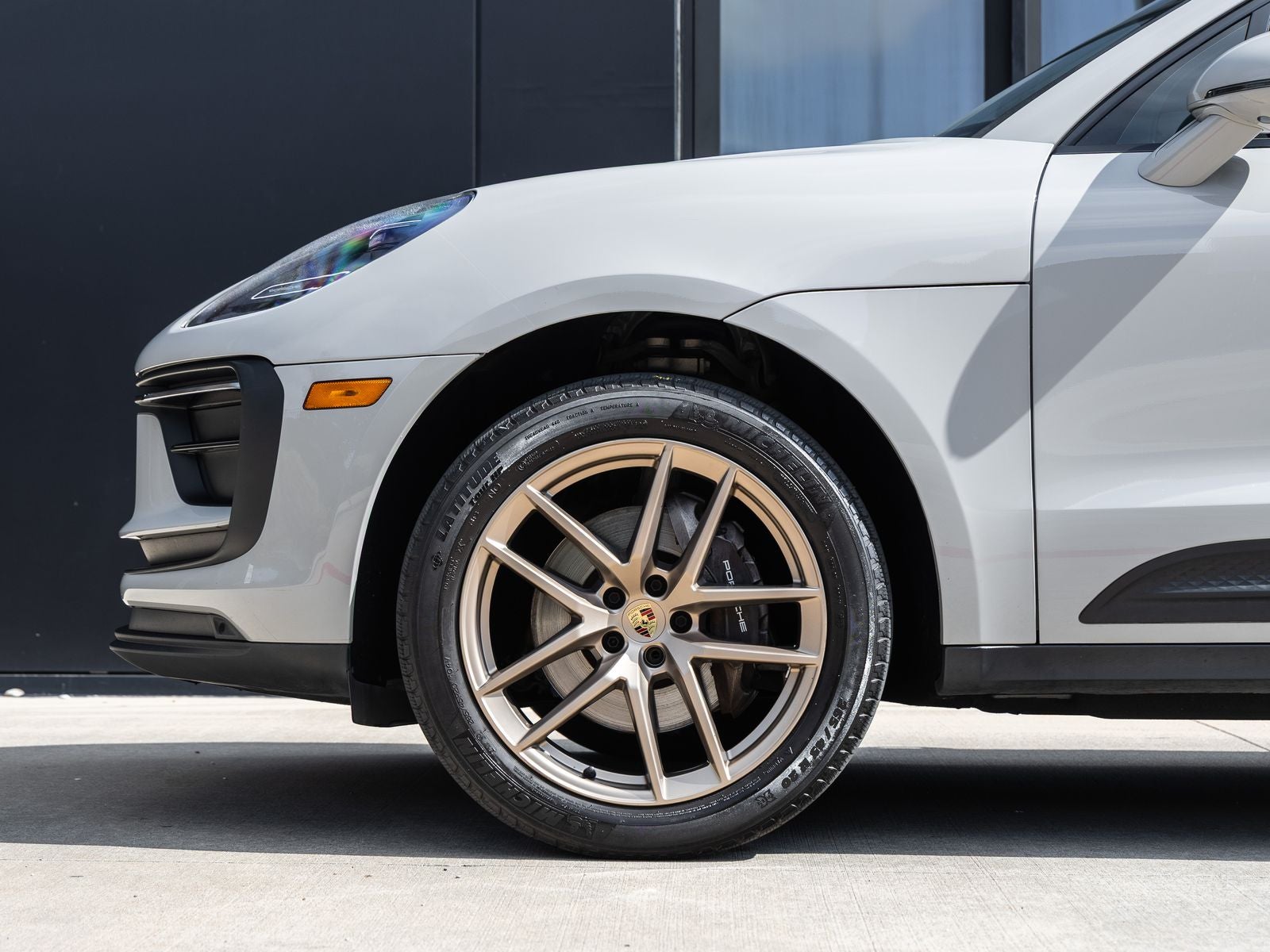 2023 Porsche Macan Macan