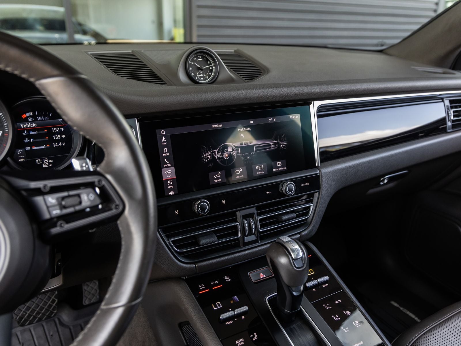 2023 Porsche Macan Macan