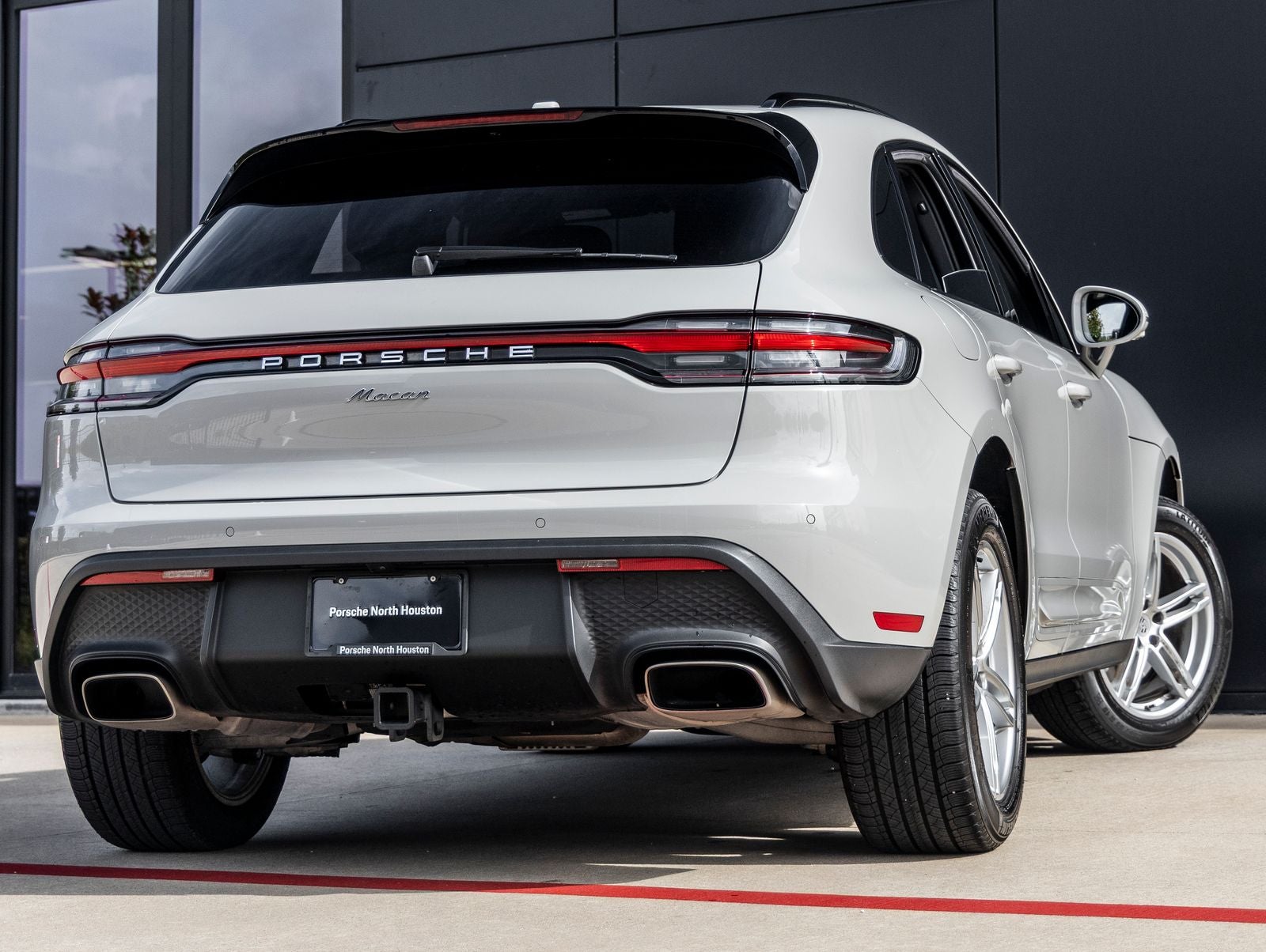2025 Porsche Macan Macan