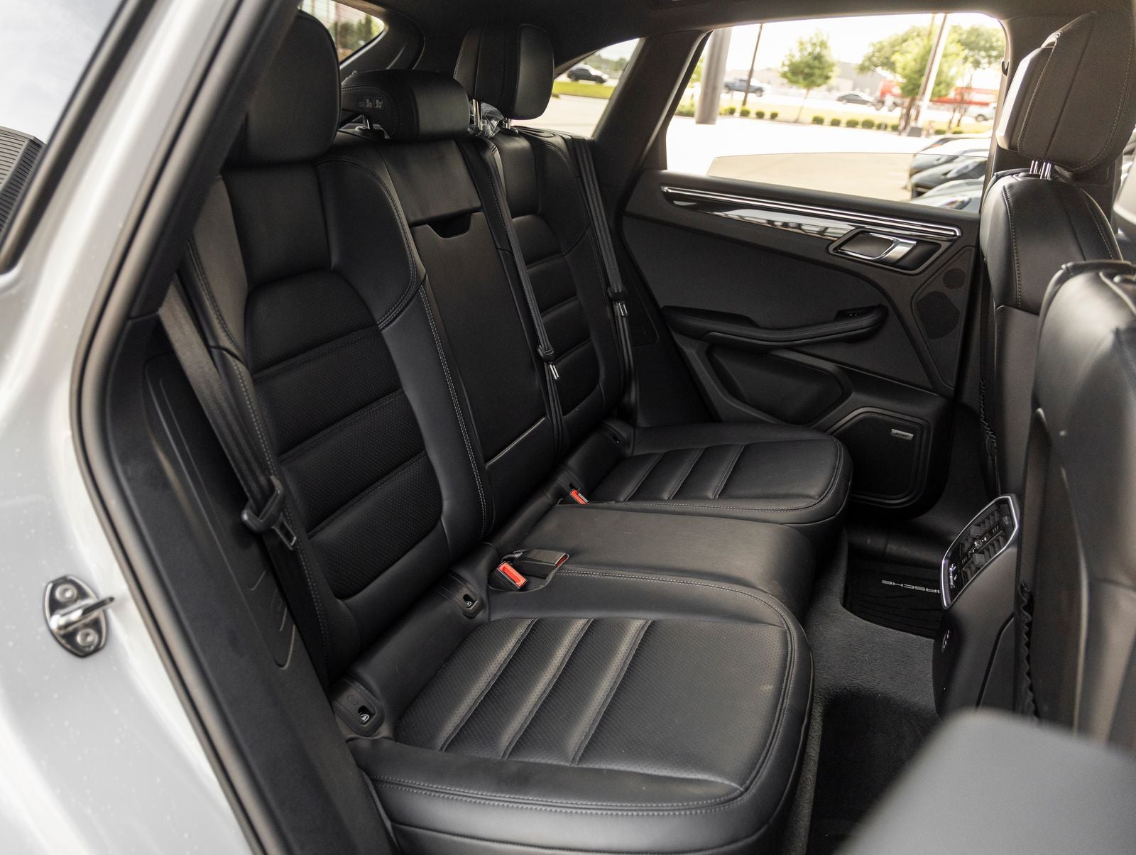 2025 Porsche Macan Macan