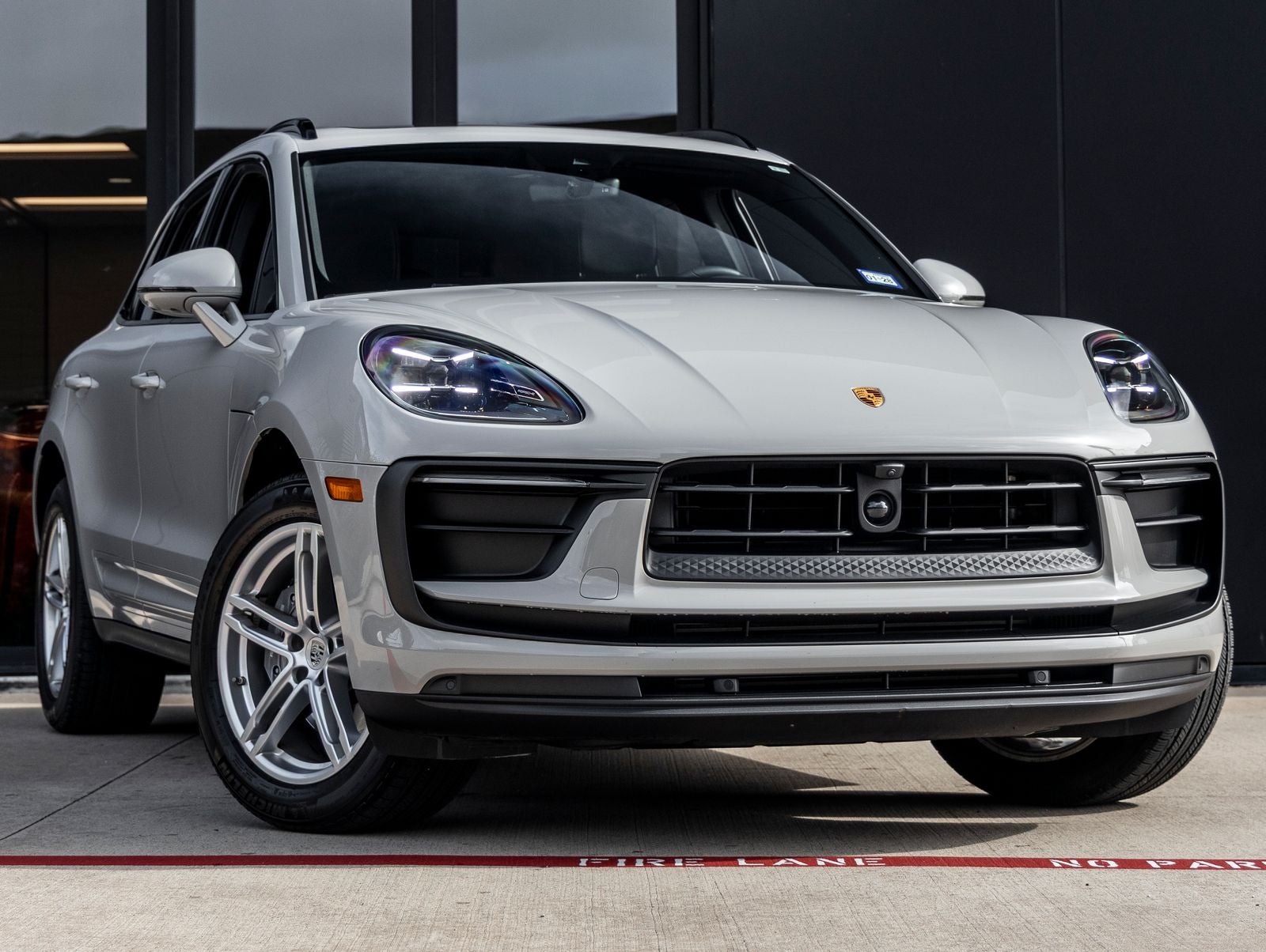 2025 Porsche Macan Macan