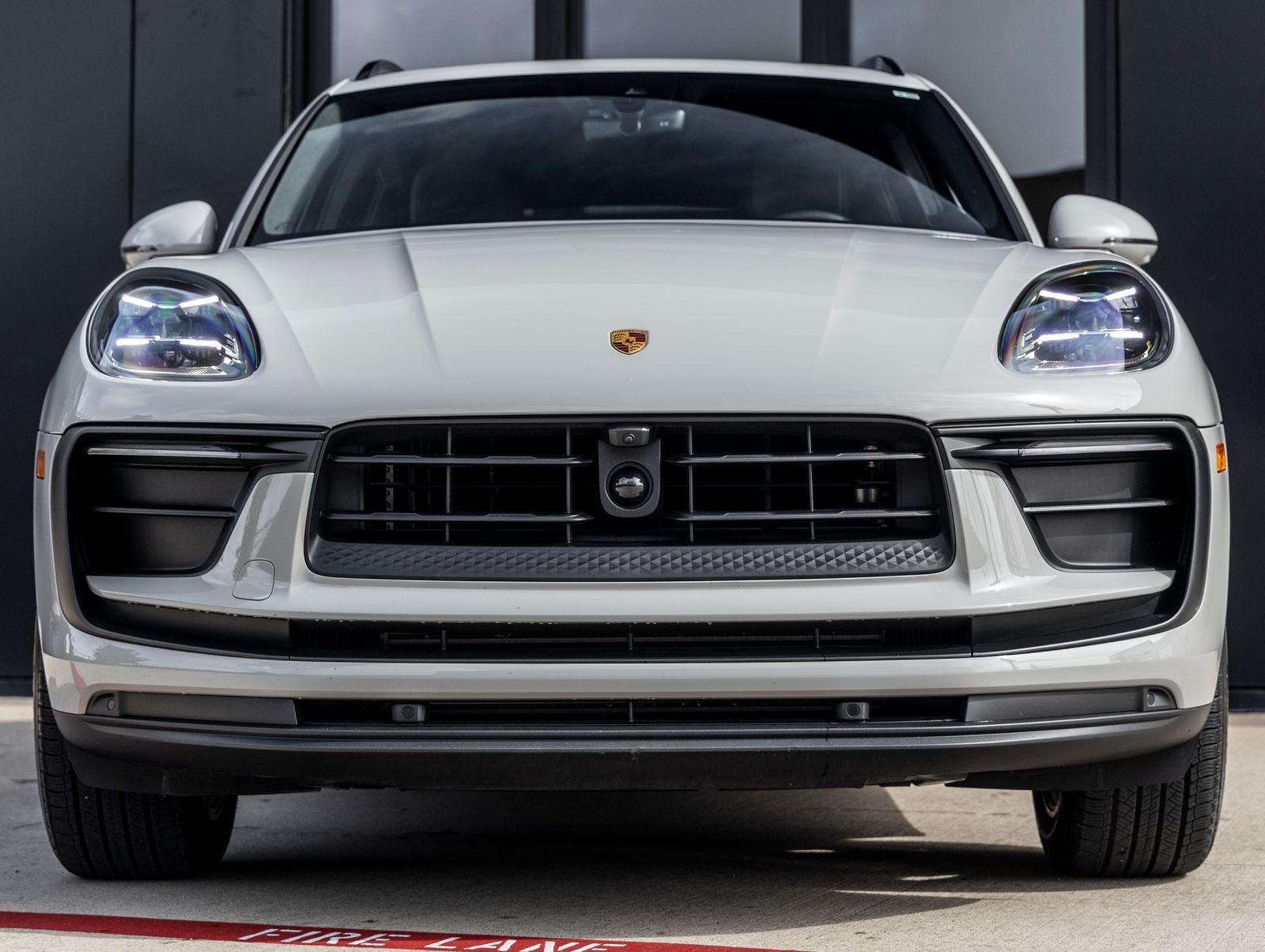 2025 Porsche Macan Macan