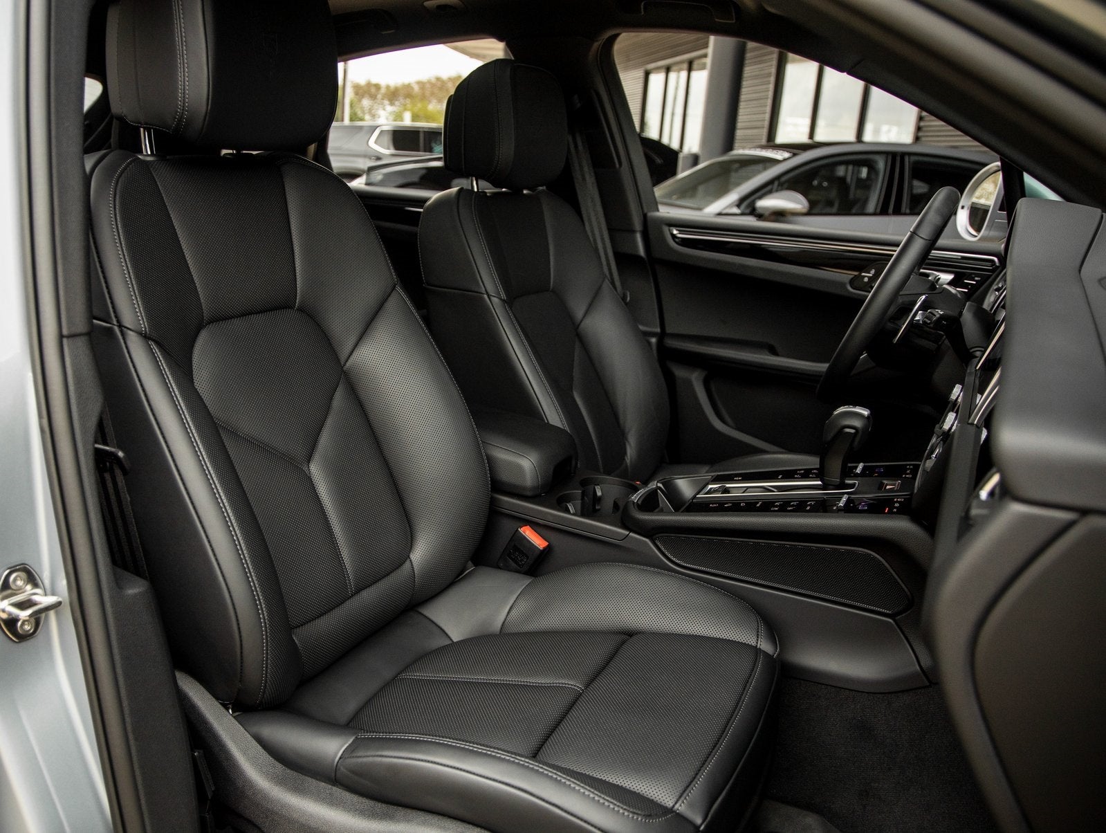 2025 Porsche Macan Macan