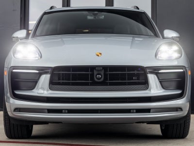 2025 Porsche Macan Macan