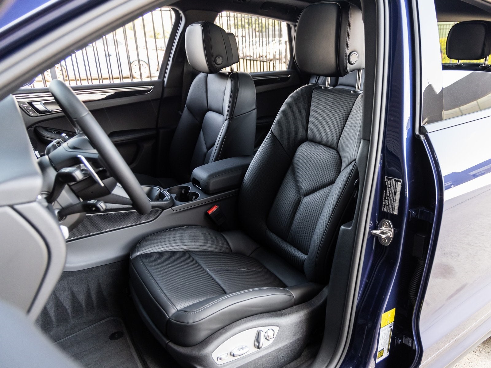 2025 Porsche Macan Macan