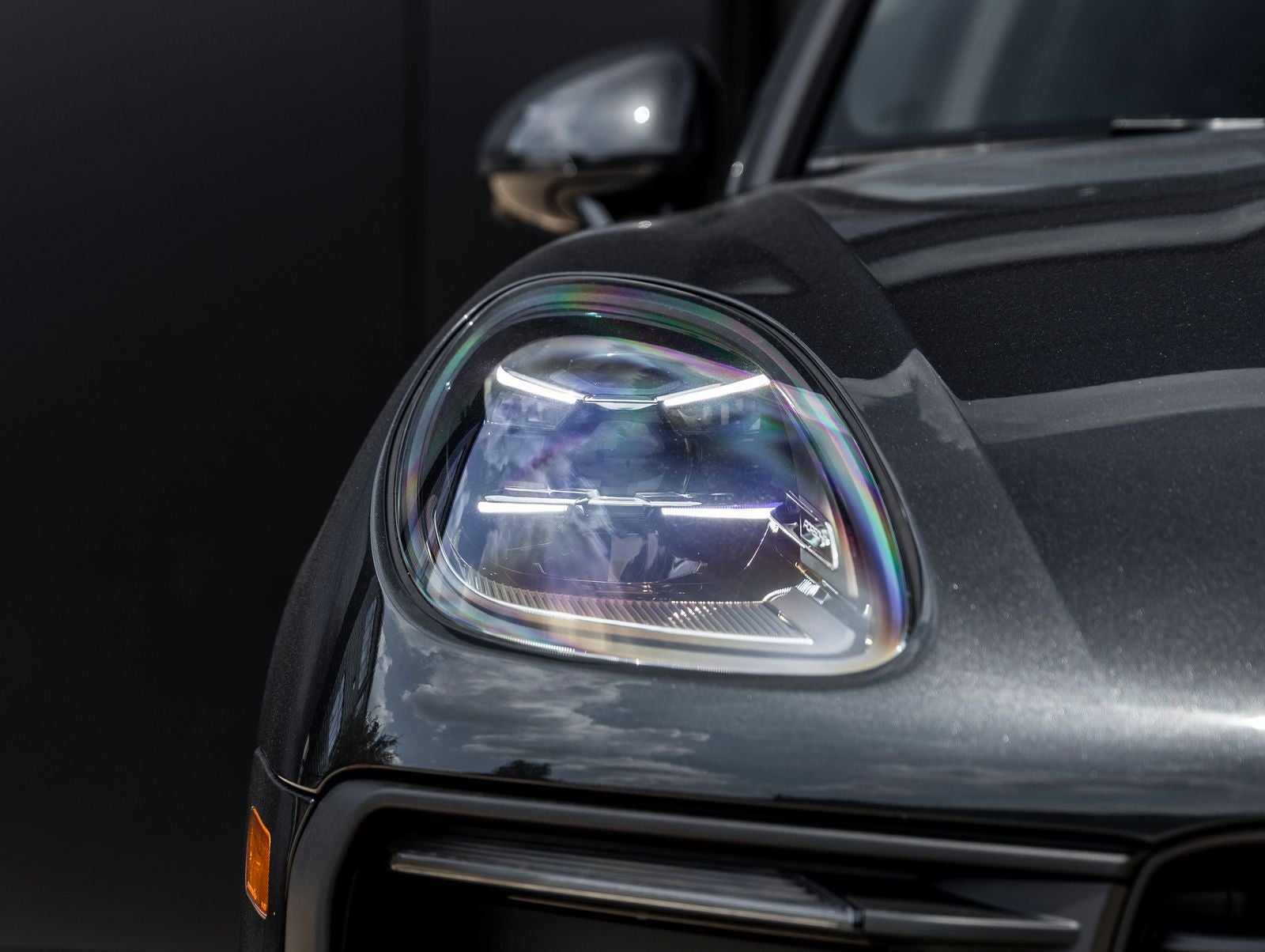 2026 Porsche Macan AWD