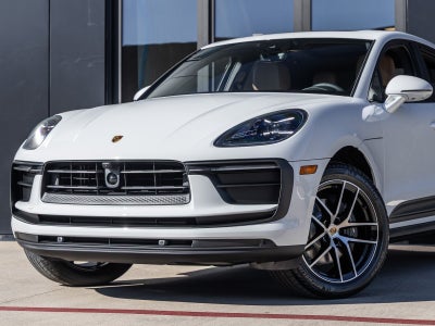 2026 Porsche Macan Macan