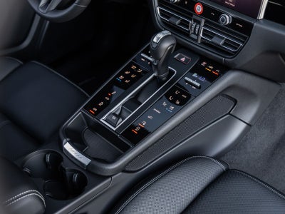 2026 Porsche Macan Macan T
