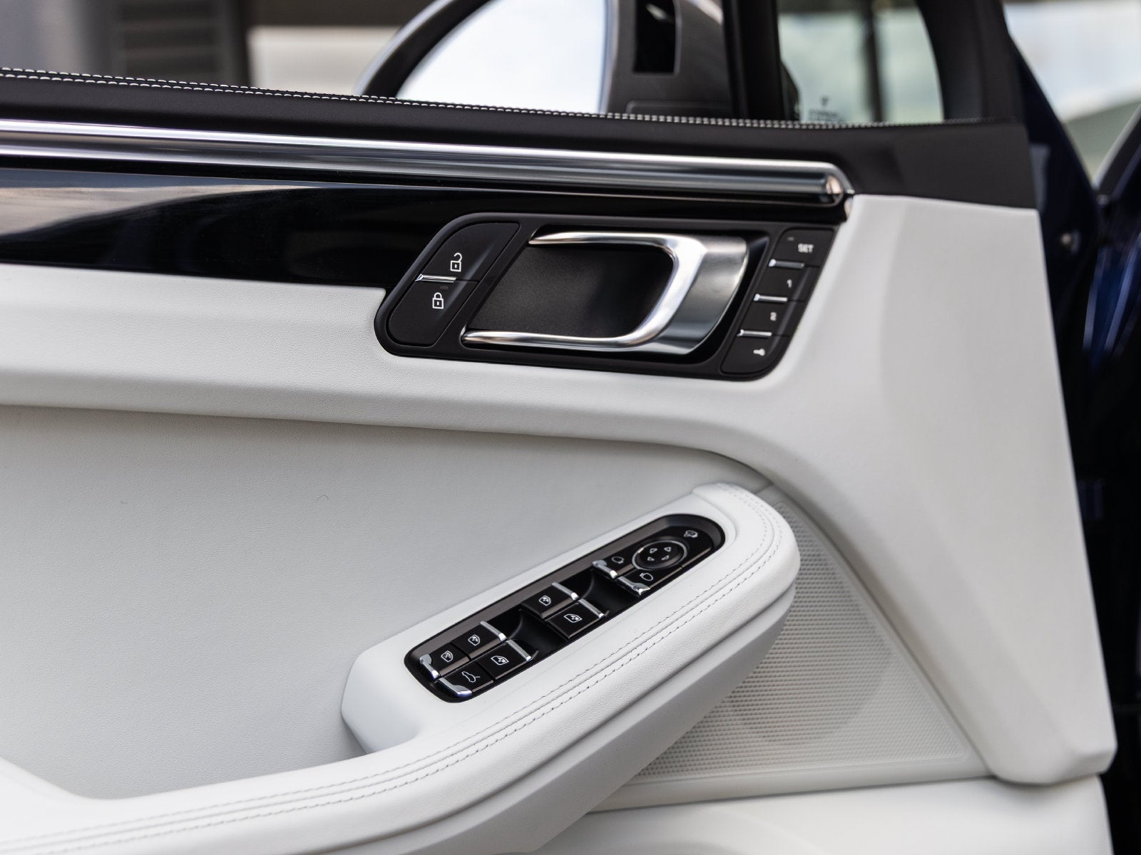 2026 Porsche Macan Macan T