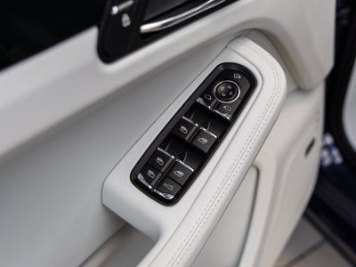 2026 Porsche Macan Macan T