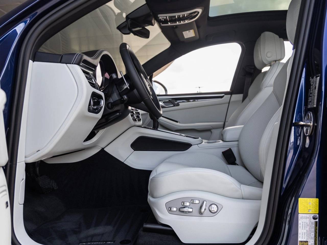 2026 Porsche Macan Macan T