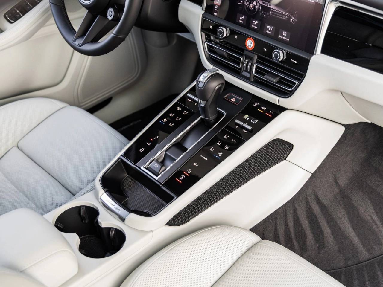 2026 Porsche Macan Macan T