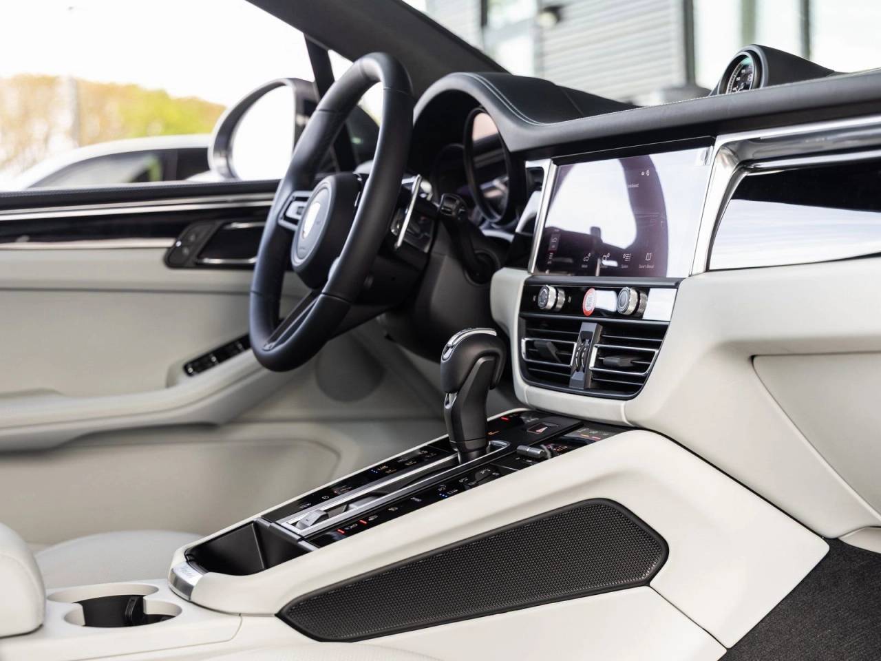 2026 Porsche Macan Macan T