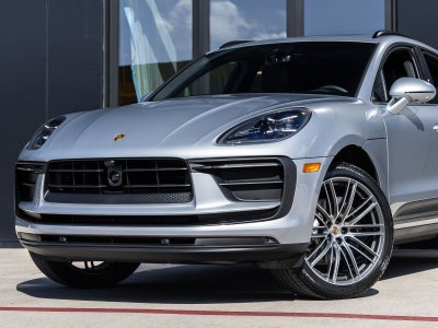 2026 Porsche Macan Macan