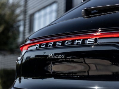 2026 Porsche Macan Macan