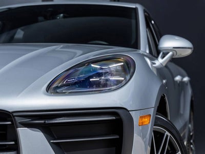 2026 Porsche Macan Macan