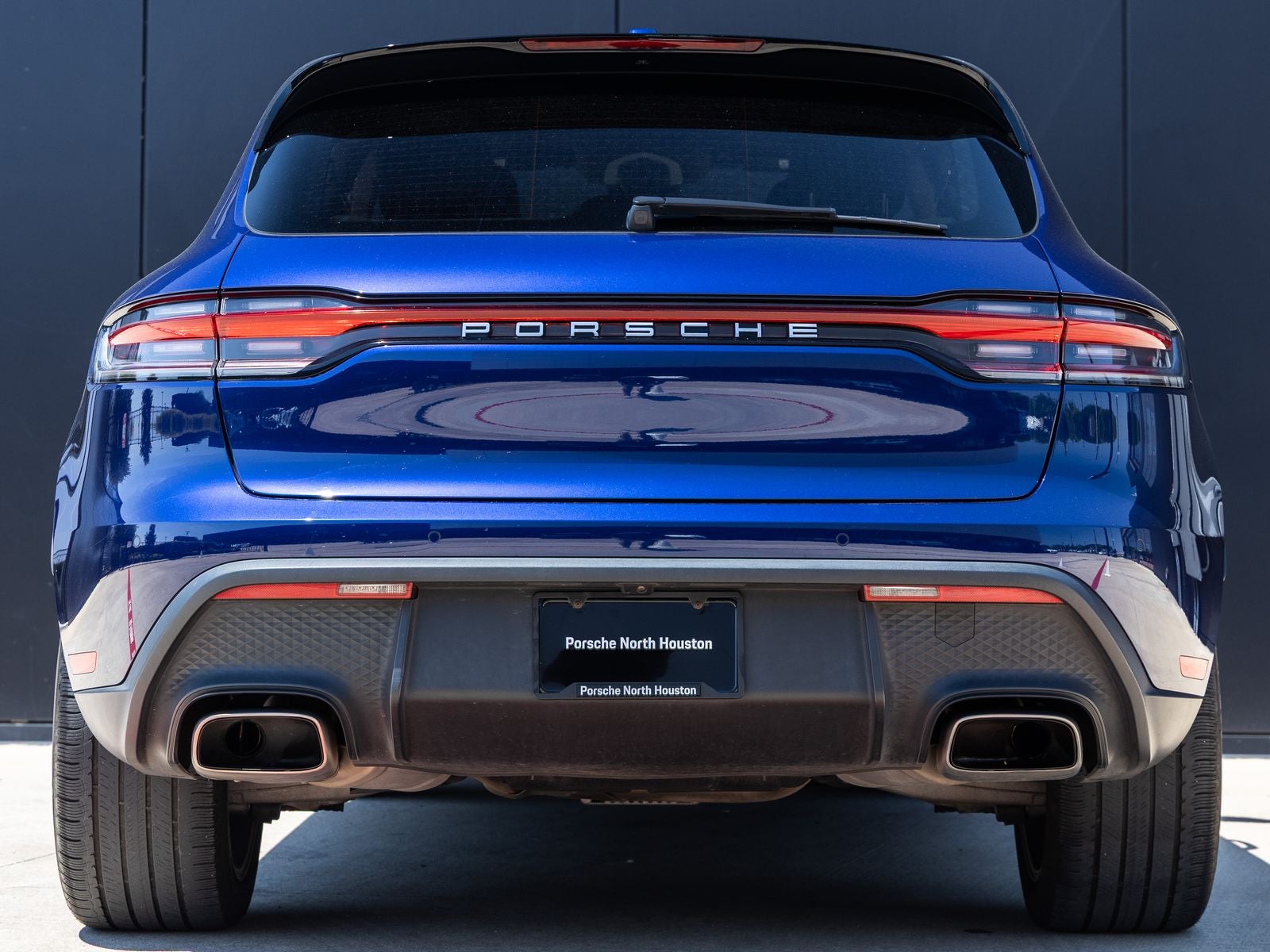 2022 Porsche Macan AWD
