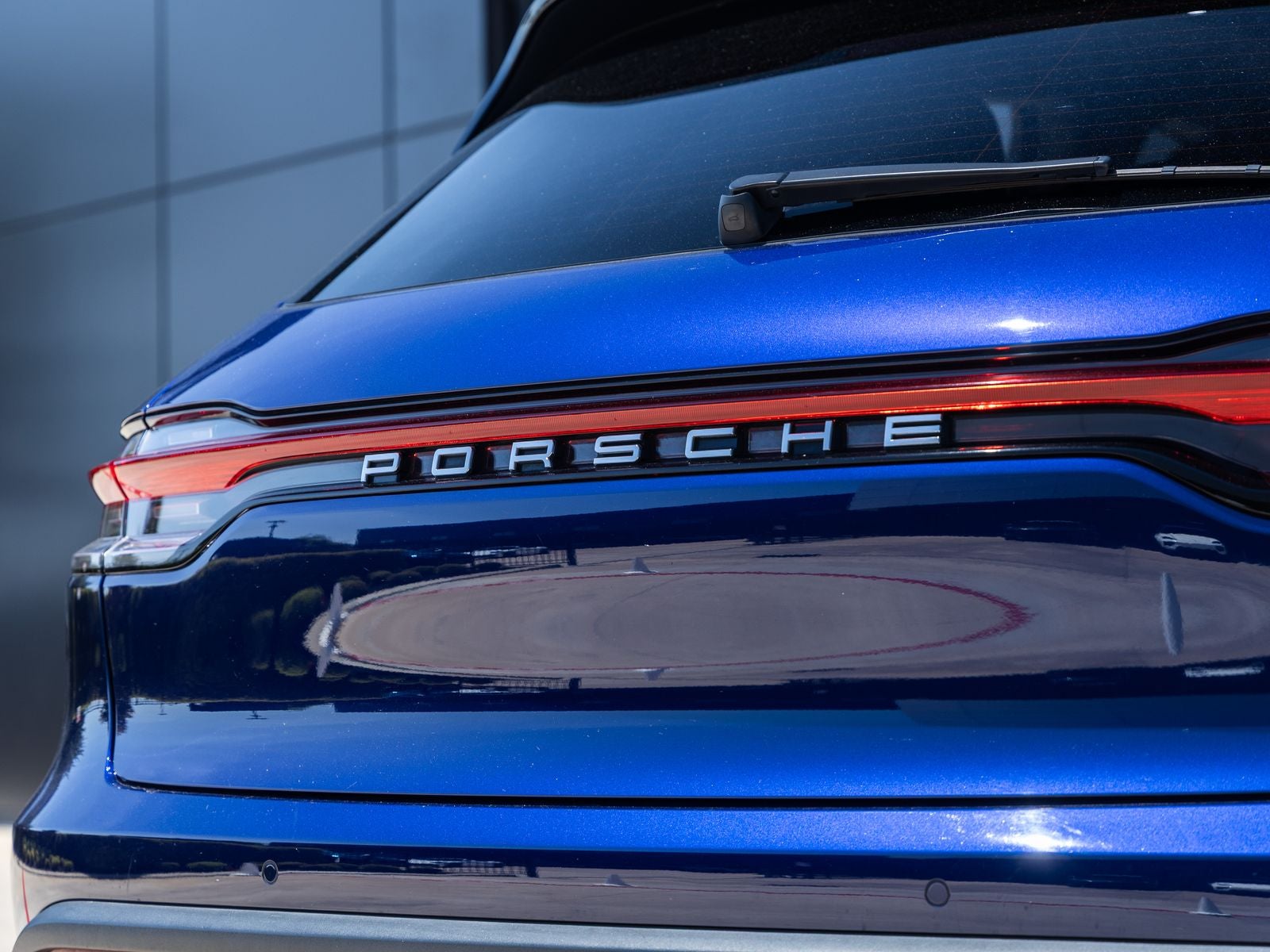 2022 Porsche Macan AWD