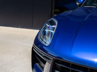 2022 Porsche Macan AWD
