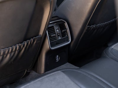2022 Porsche Macan AWD