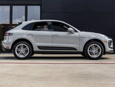 2025 Porsche Macan AWD