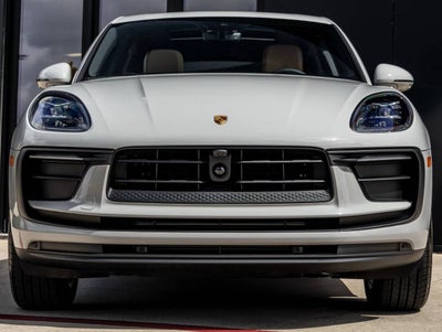 2025 Porsche Macan AWD