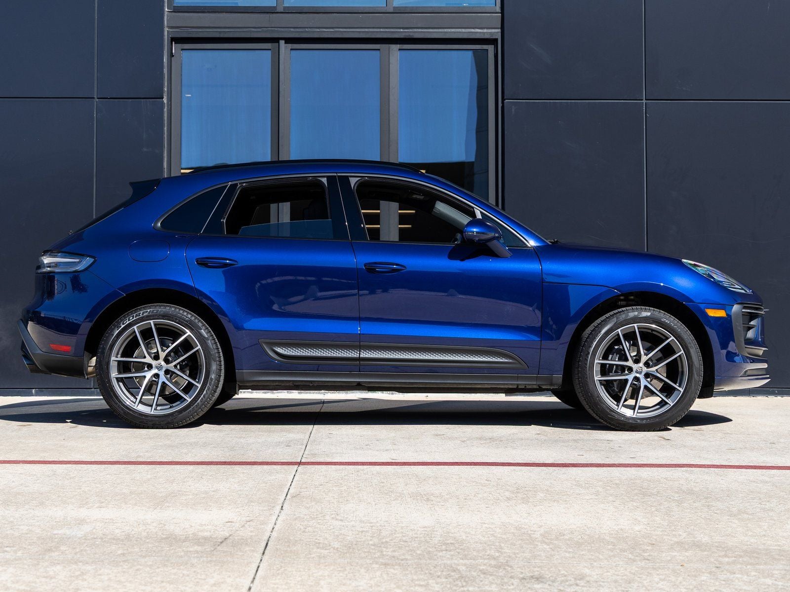 2025 Porsche Macan Macan
