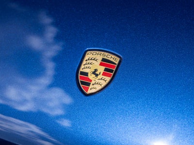 2026 Porsche Macan AWD