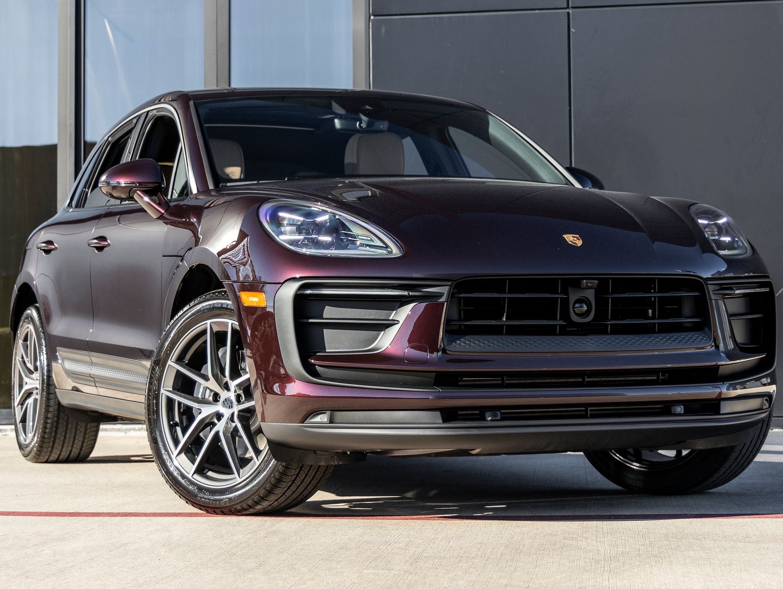 2026 Porsche Macan AWD