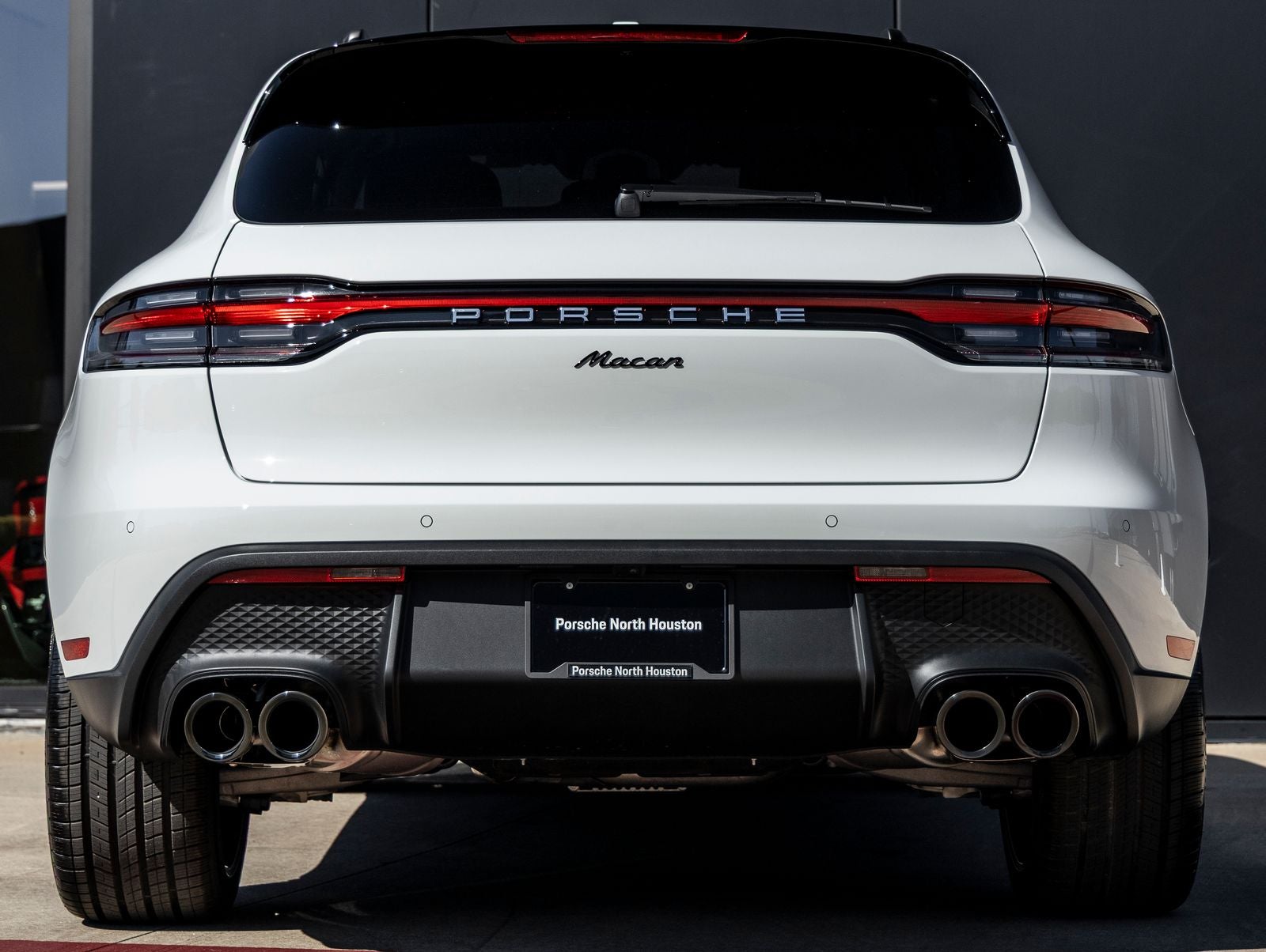 2026 Porsche Macan AWD