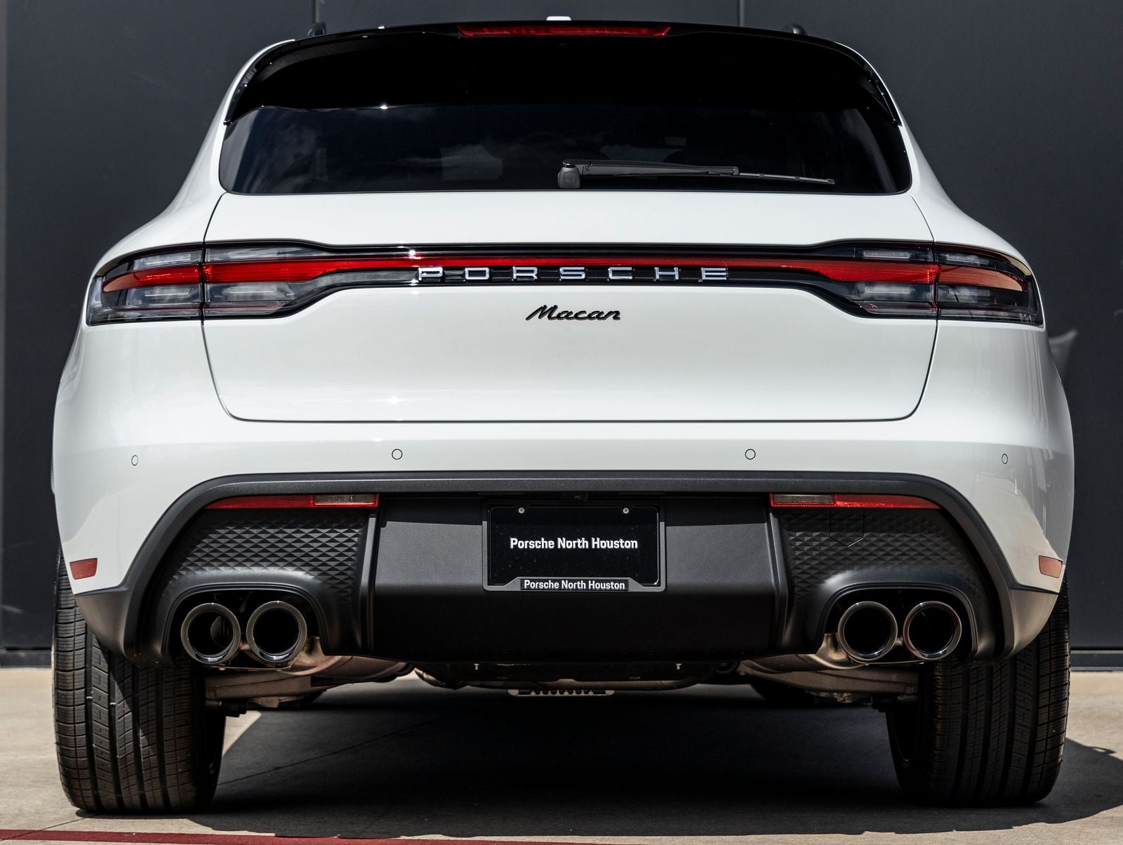 2026 Porsche Macan AWD