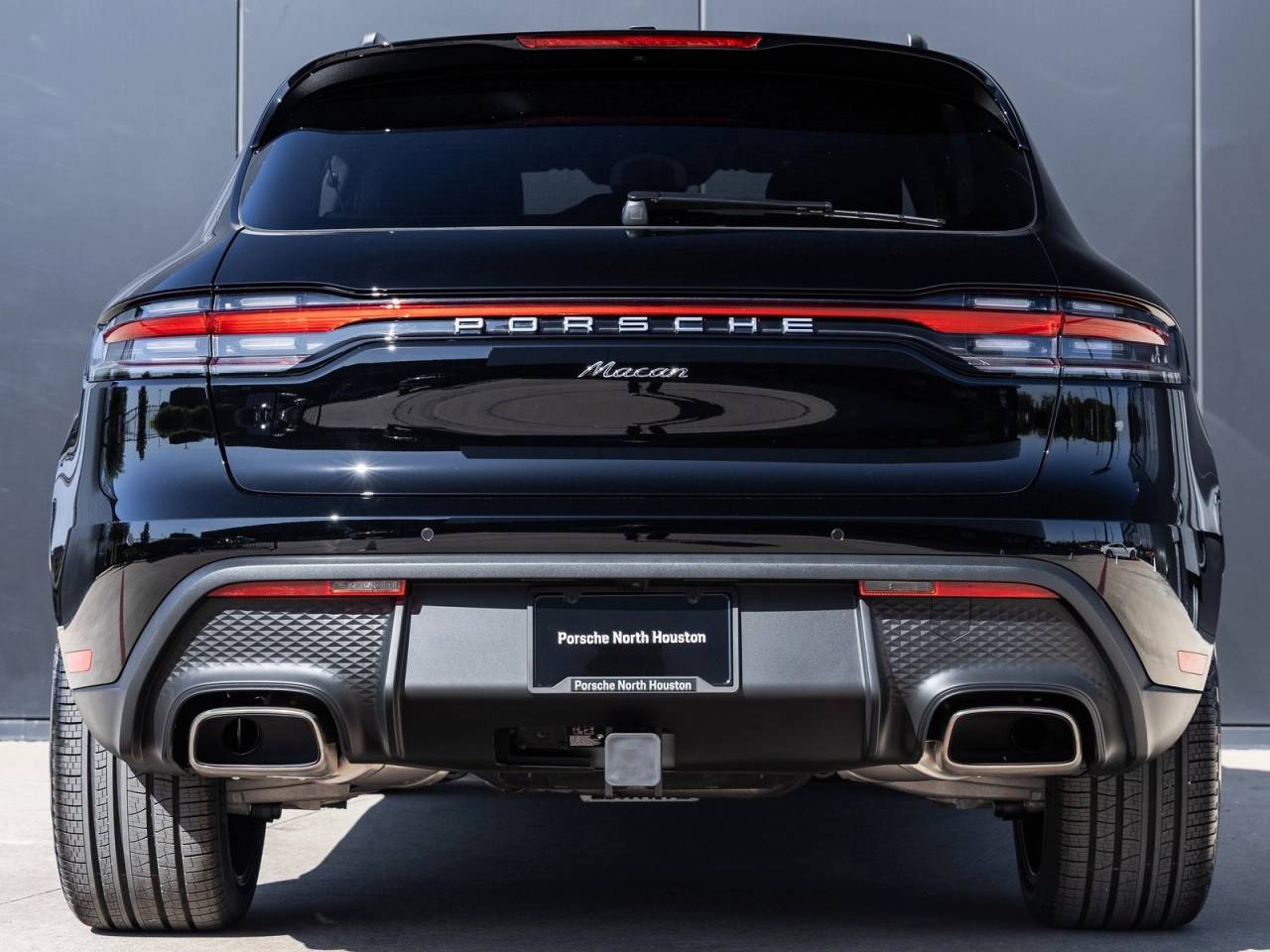 2026 Porsche Macan AWD
