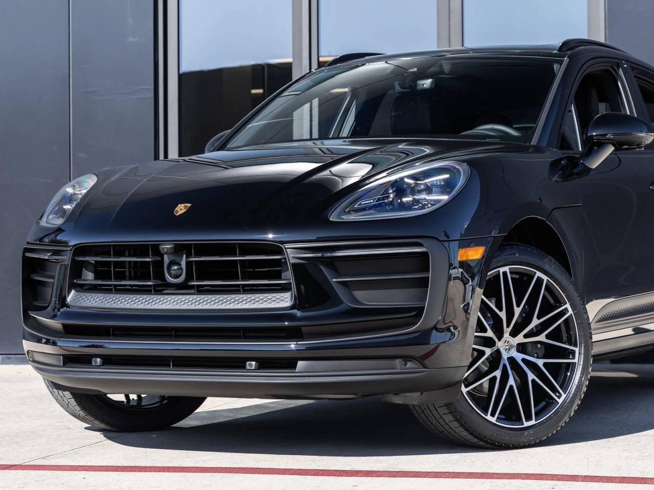2026 Porsche Macan AWD