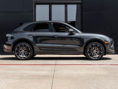 2023 Porsche Macan Macan (MY23)