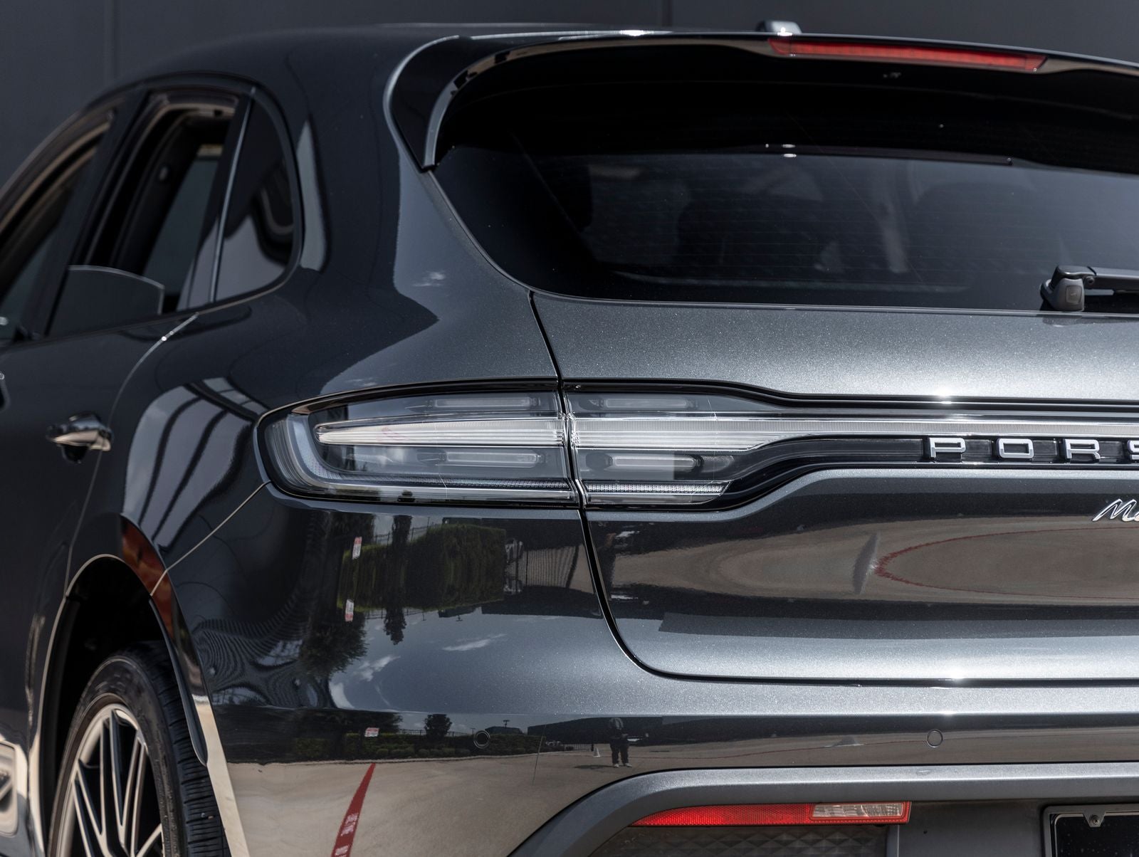 2023 Porsche Macan Macan (MY23)