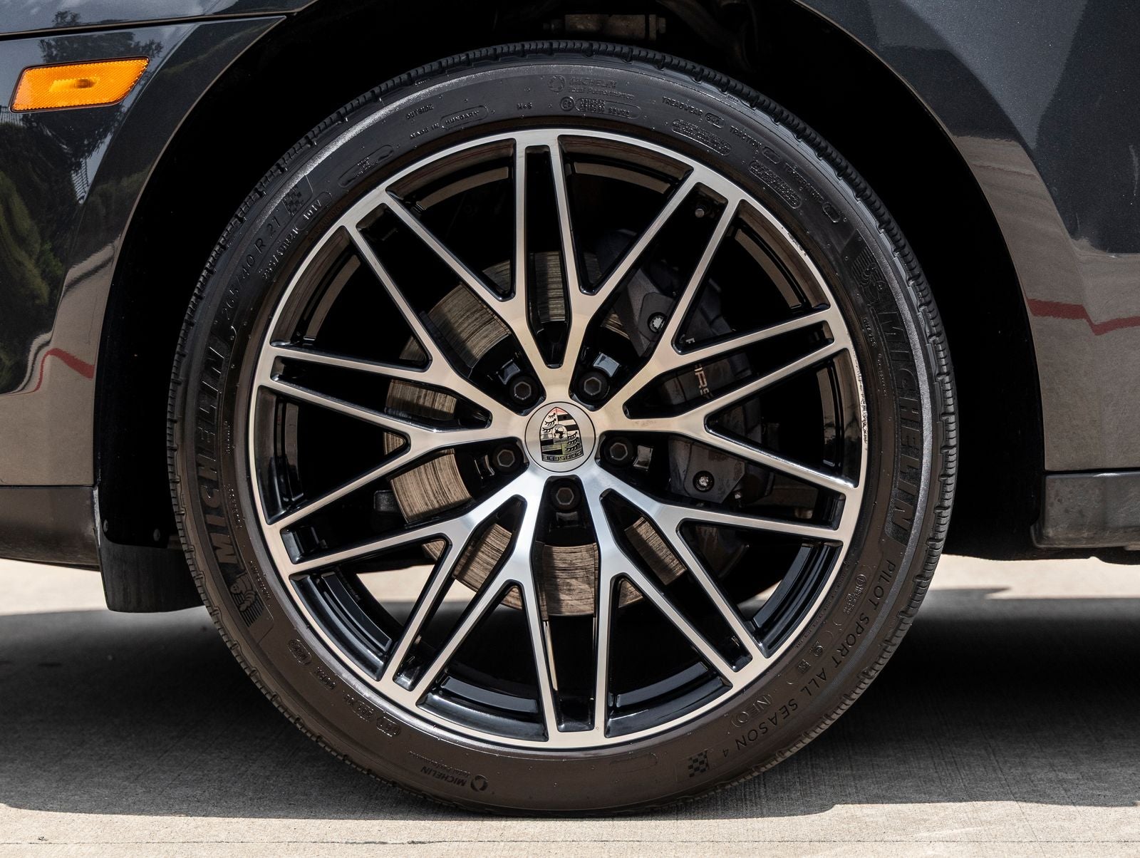 2023 Porsche Macan Macan (MY23)