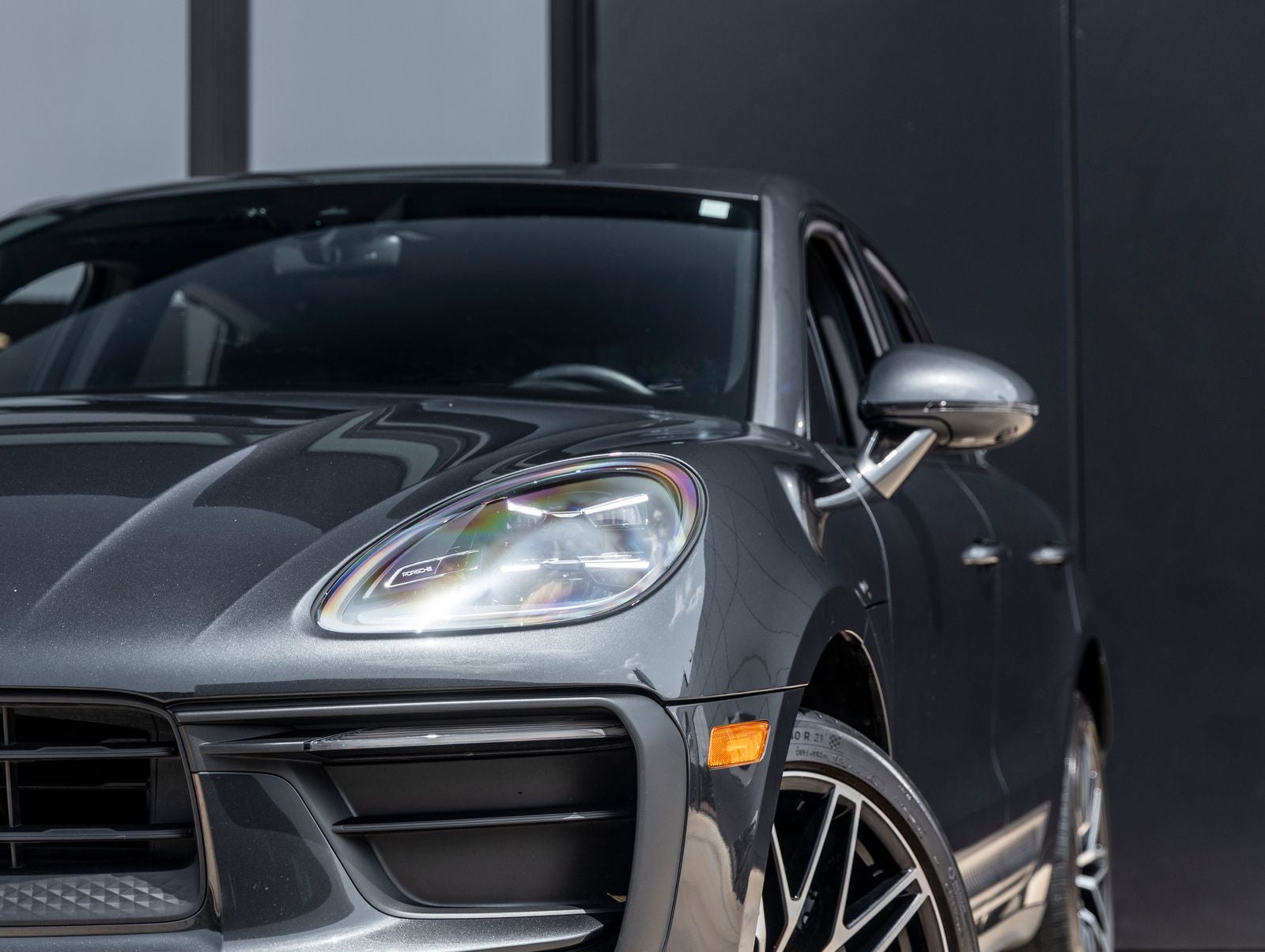 2023 Porsche Macan Macan (MY23)