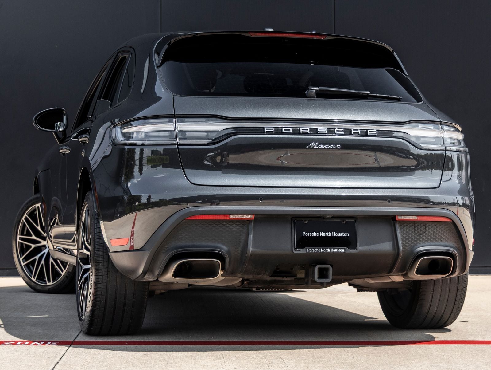 2023 Porsche Macan Macan (MY23)