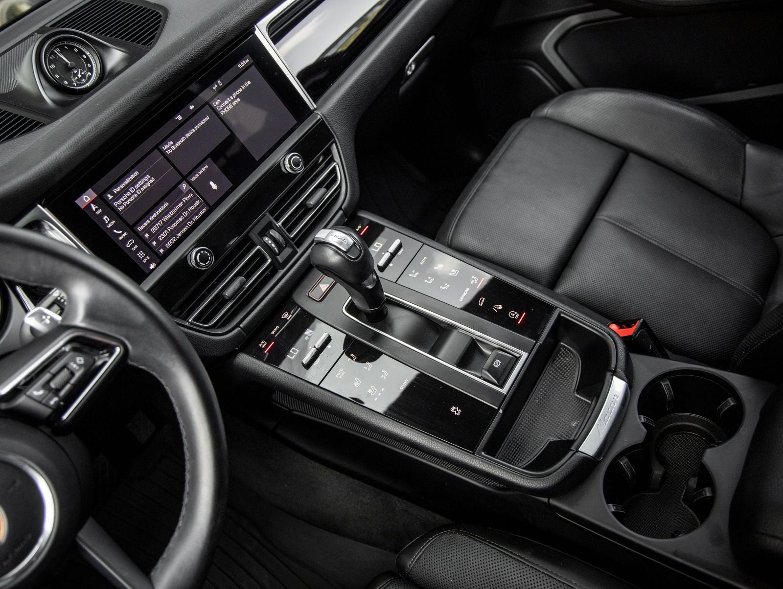 2023 Porsche Macan Macan (MY23)