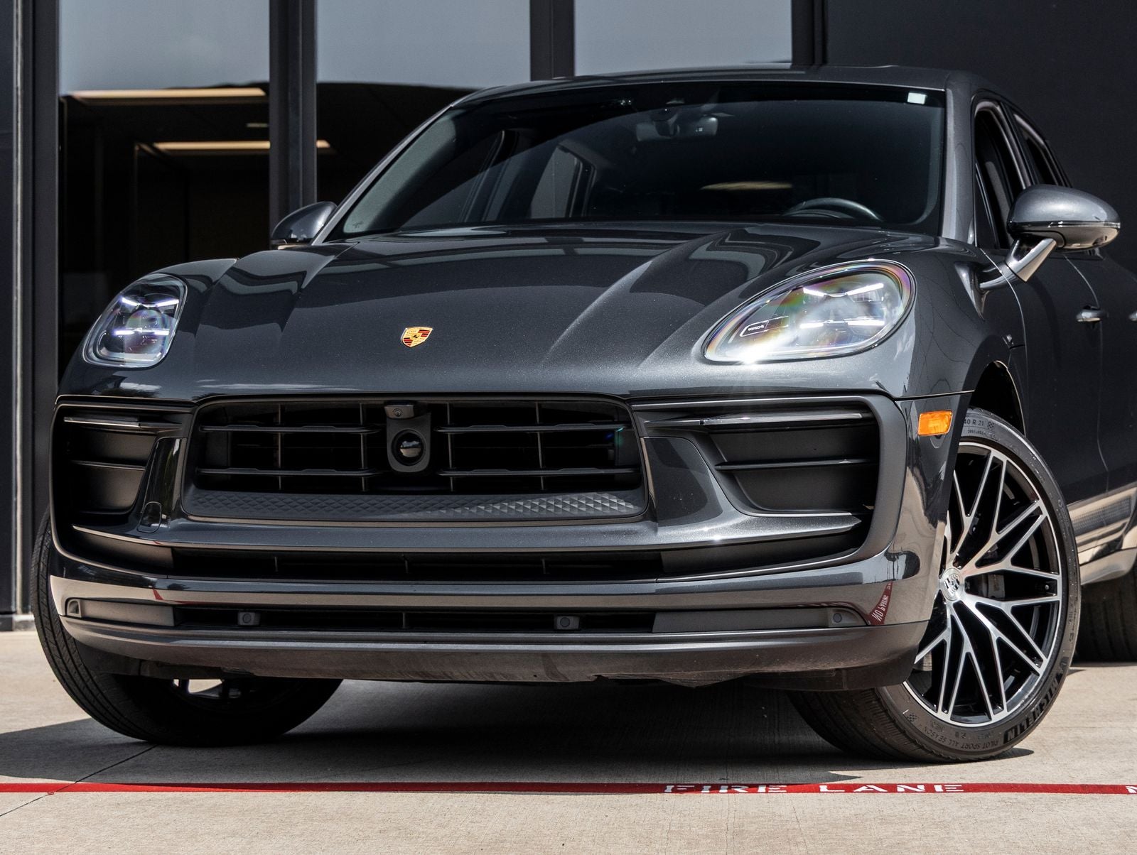 2023 Porsche Macan Macan (MY23)