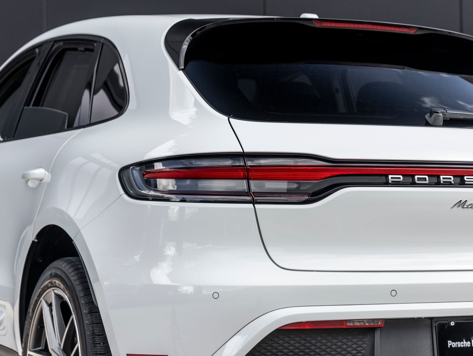 2023 Porsche Macan Macan (MY23)