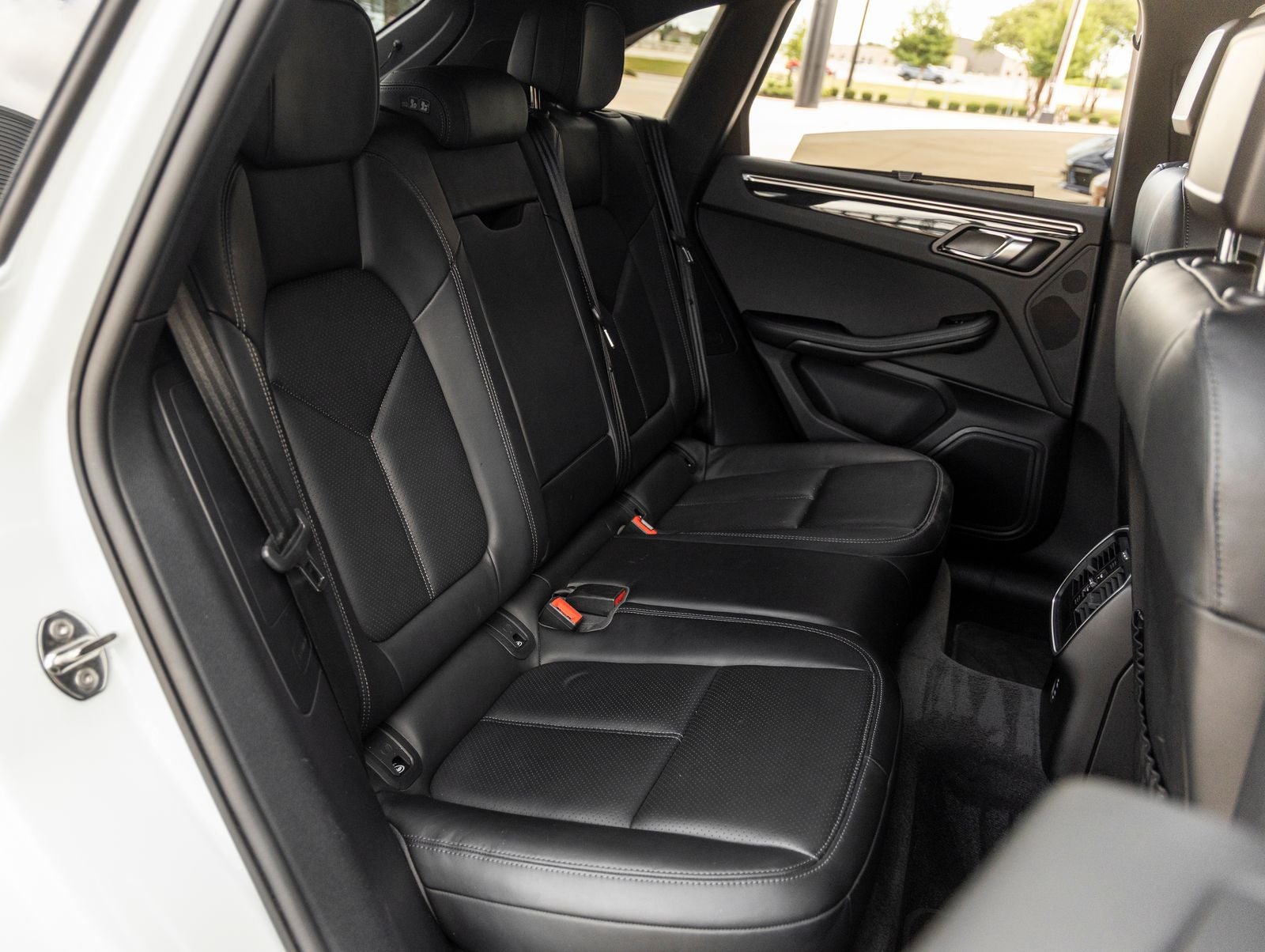2023 Porsche Macan Macan (MY23)