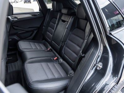 2025 Porsche Macan T