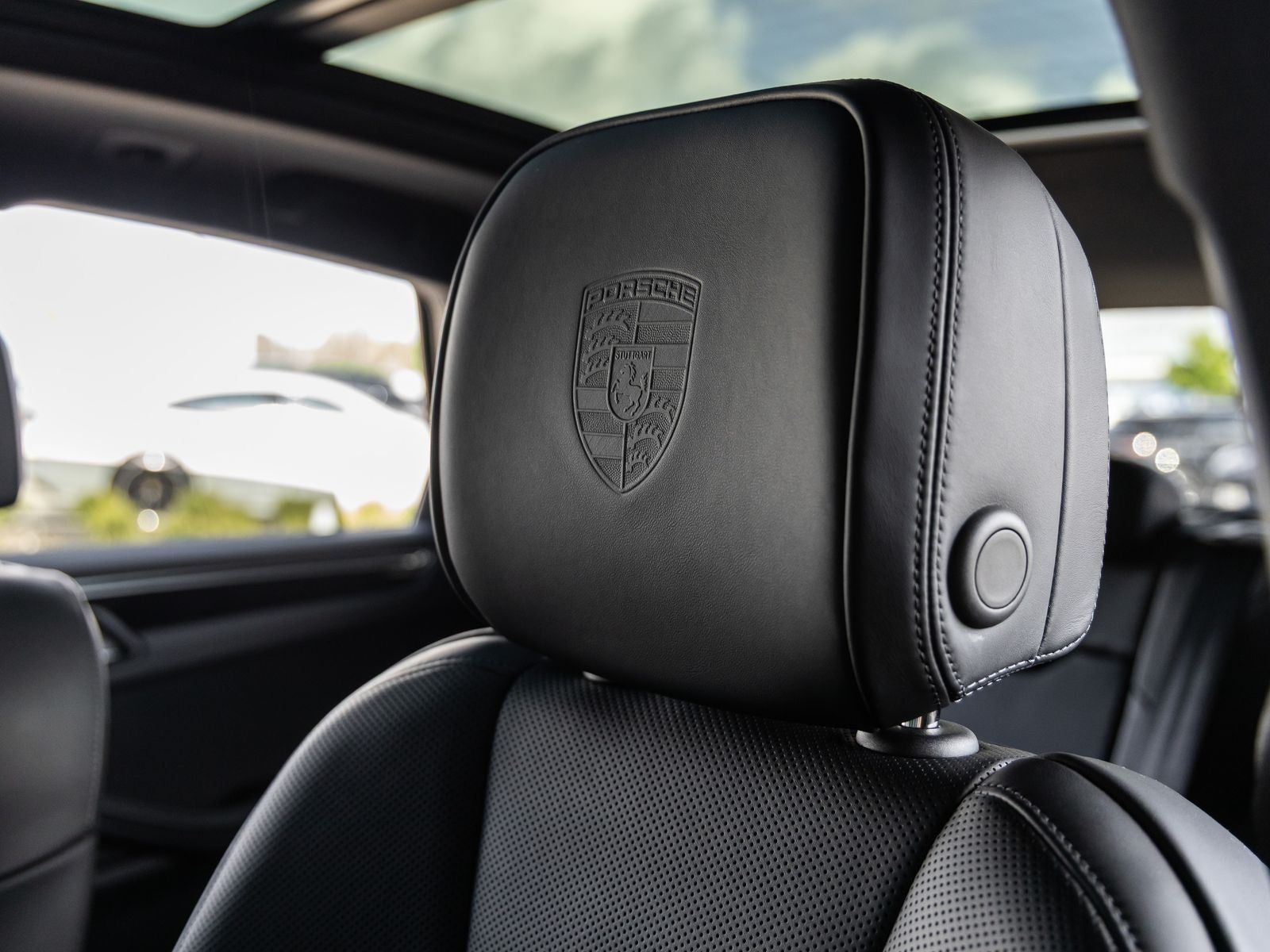 2025 Porsche Macan Macan