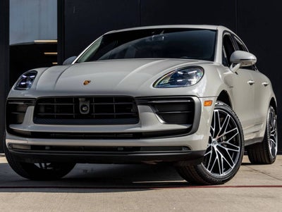2025 Porsche Macan AWD